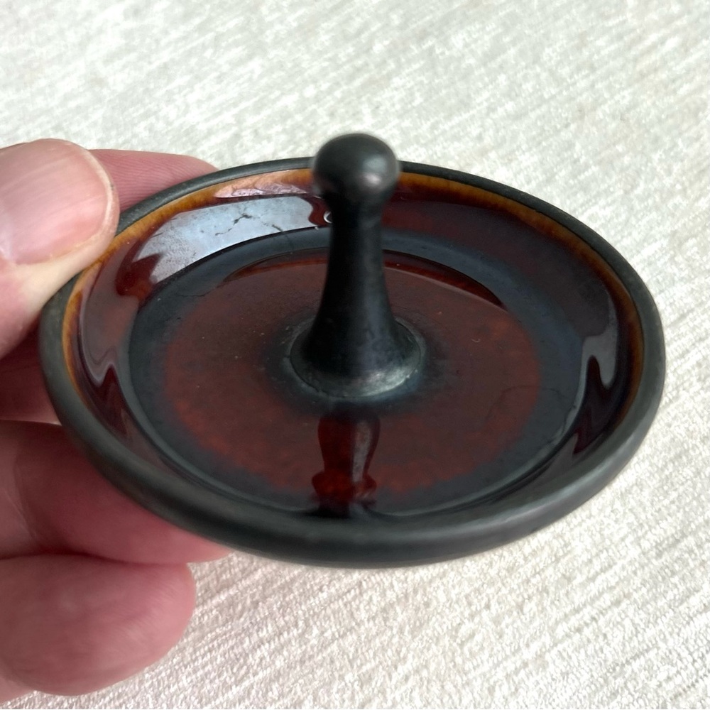 LENOX porcelain ring holder with espresso glaze